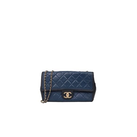 CHANEL Navy Quilted CC Chain Shoulder Bag A-A35240 - Picture 1 of 1